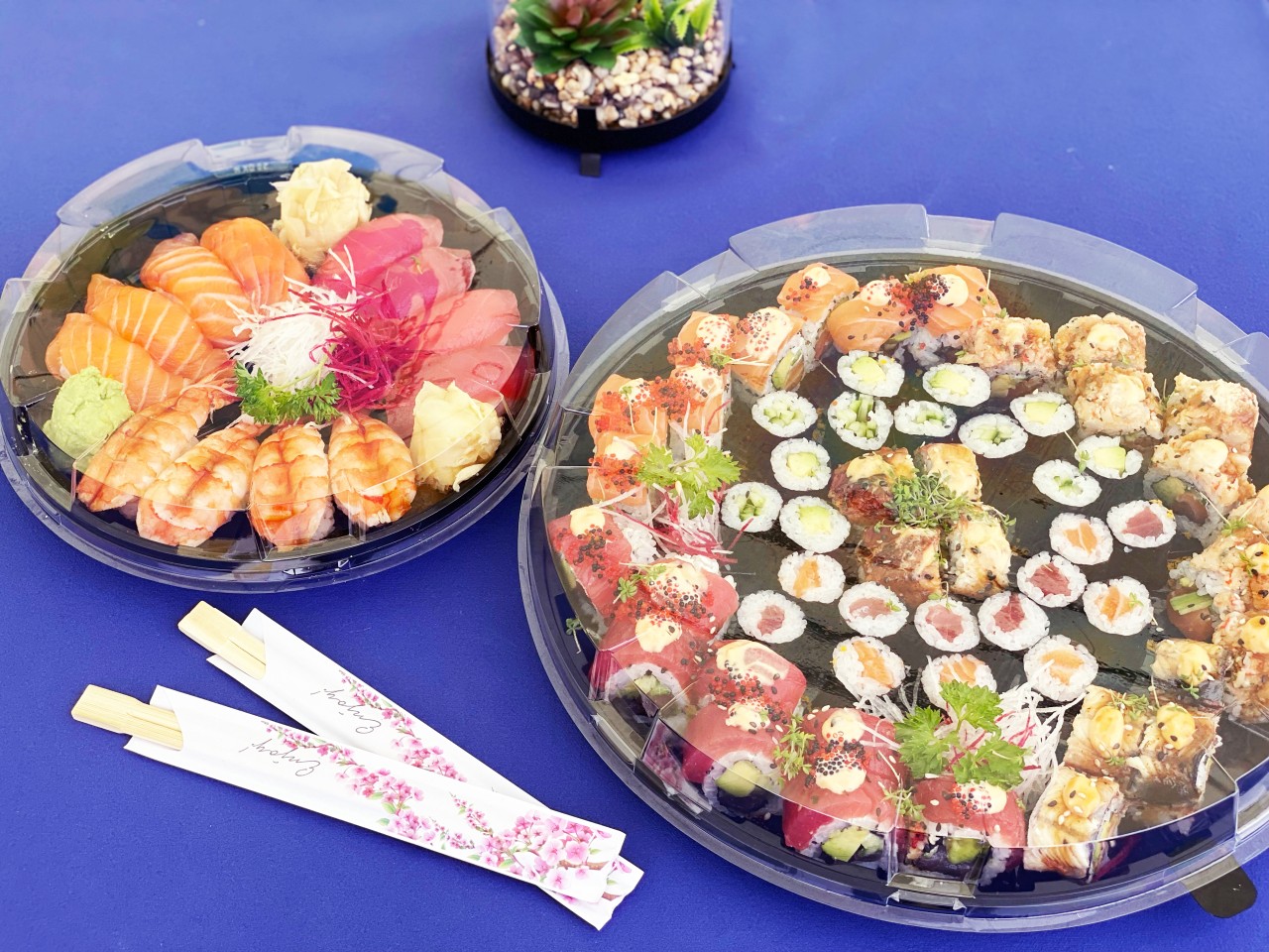 Sushi Partyplatte rund mit glasklarem Deckel, 31 DX, VE 90